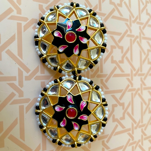 Bracelets & Earring - Picture 9 of 12